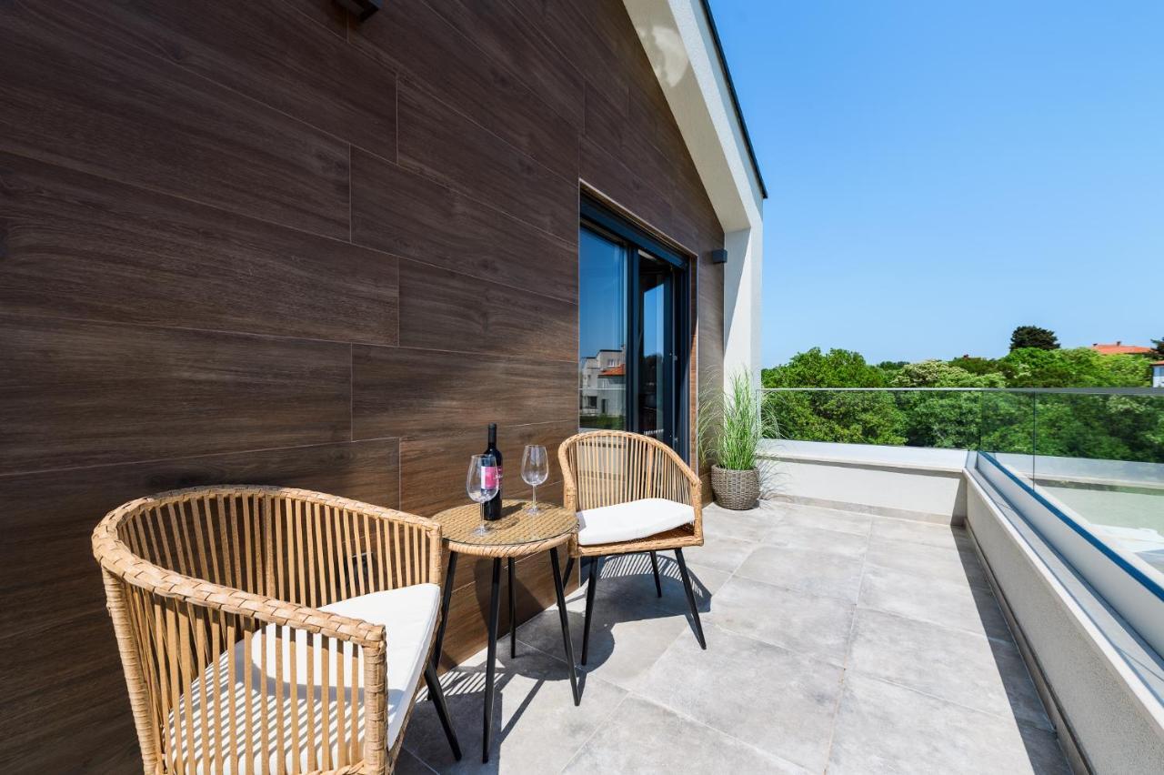 Villa Nobu Mali Vareški Buitenkant foto
